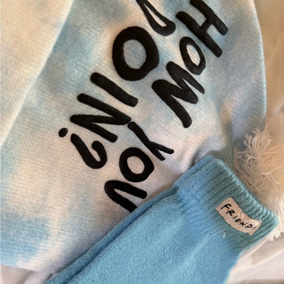 FRIENDS Beanie and Glove Set ~ FRIENDS Merch - HOW YOU DOin - Picture 2 of 2